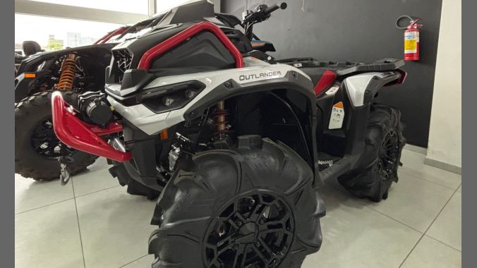 05 Outlander Xmr 1000R