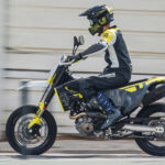 701 Supermoto Galeria 2