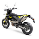 701 Supermoto Galeria 9