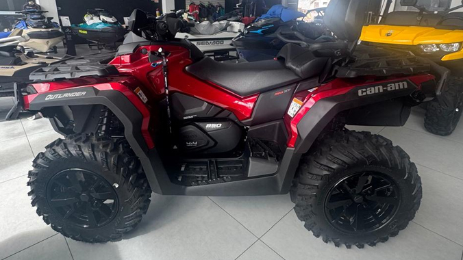 02 Outlander Max 850