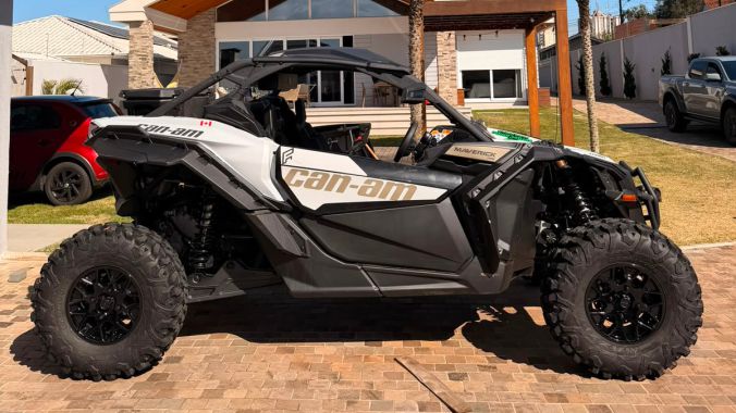 02 Can Am Maverick X3 RS Turbo 2024